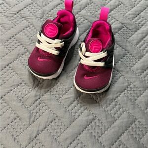 Nike Kids Fuchsia and Black Sneakers